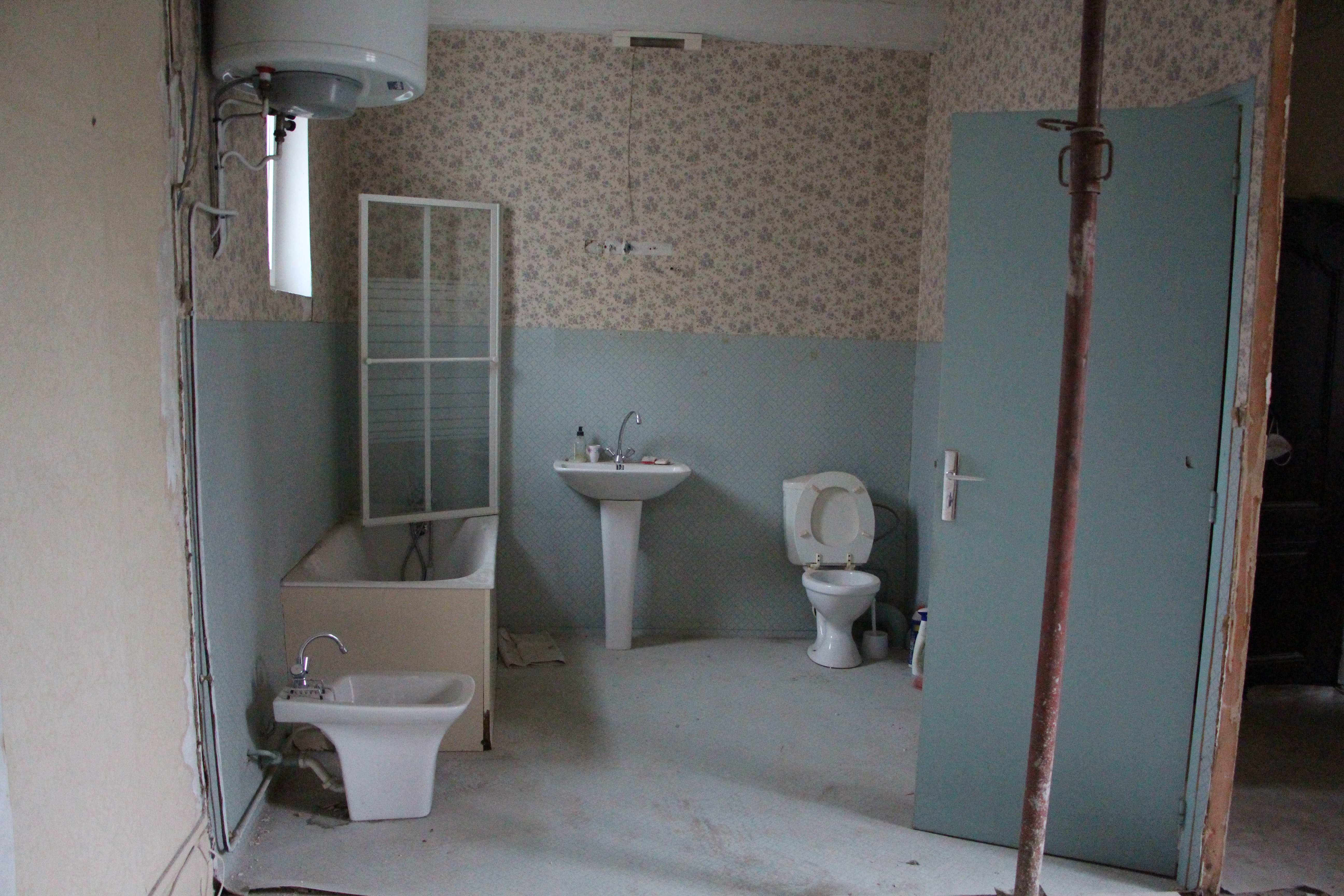 📷 Avant — maison à rénover